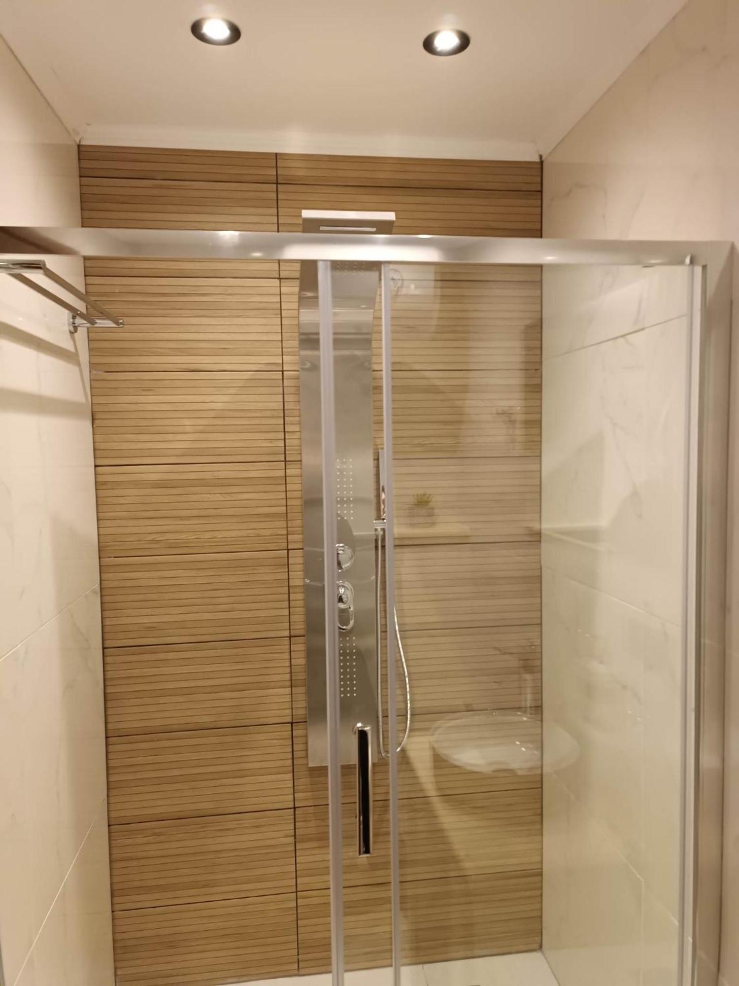 Mantouki Newly Renovated Apartment Next To The Port מראה חיצוני תמונה